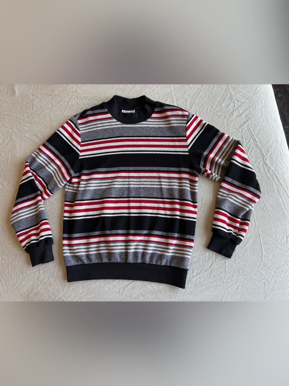 VTG Alfred Dunner Terry Cloth Striped Women’s Size S Sweater Shoulder Pads